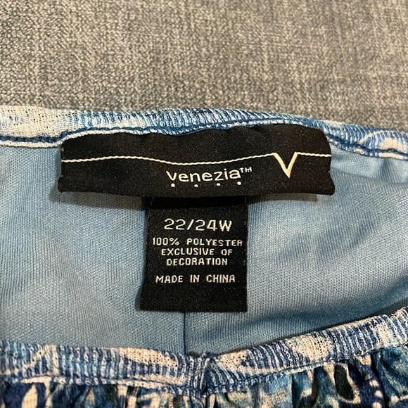 Venezia top off shoulder, butterfly sleeves Sz 22/24 wide 24-153 - Picture 5 of 8